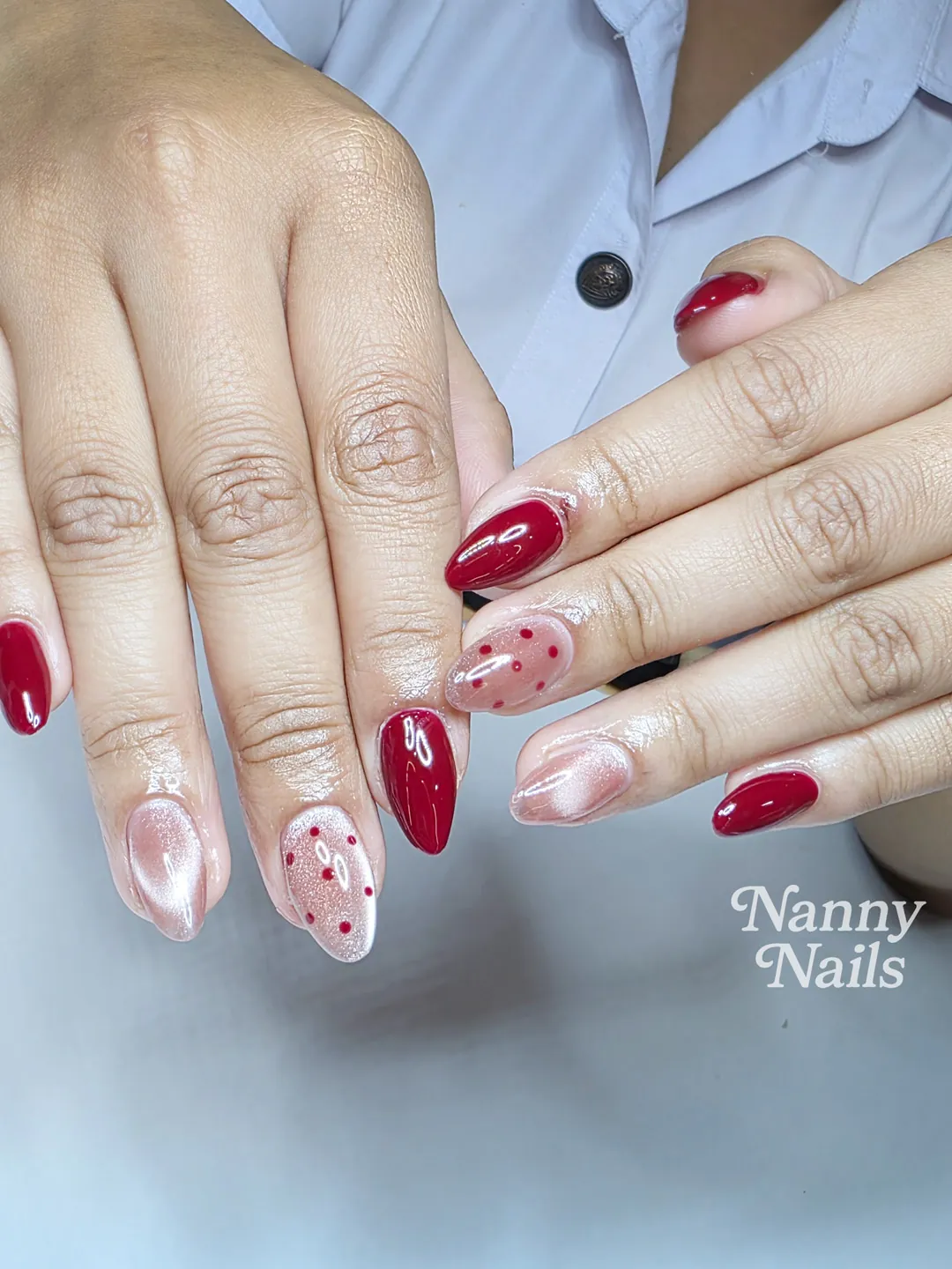 Cherry Polka Dot แดงก่ำขับผิวตัดกับลูกแก้ว สวยเก๋ไม่ซ้ำใคร ลายเล็บมือ แดง นู้ด รหัส A173 ร้านทำเล็บนครพนม Nanny Nails