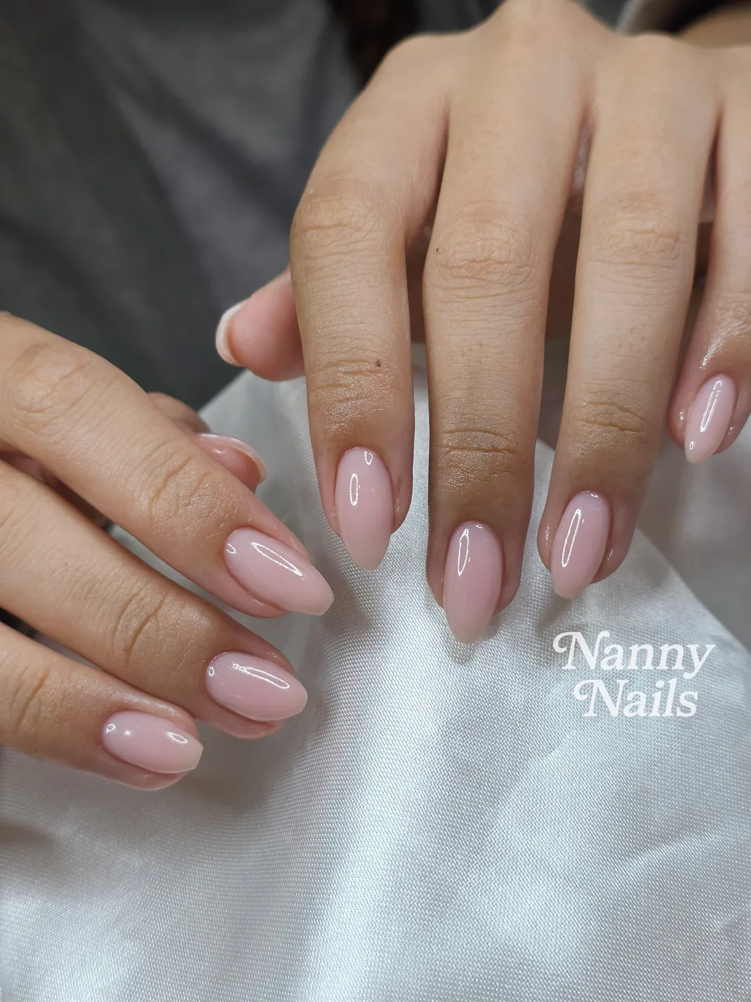 สีนู้น เล็บดูสุขภาพดี ลายเล็บมือ นู้ด รหัส A256 ร้านทำเล็บนครพนม Nanny Nails