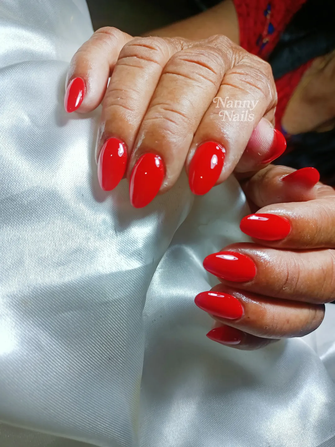 Red solid colour nails — nail design A27 at Nanny Nails, nail salon in Nakhon Phanom Thailand