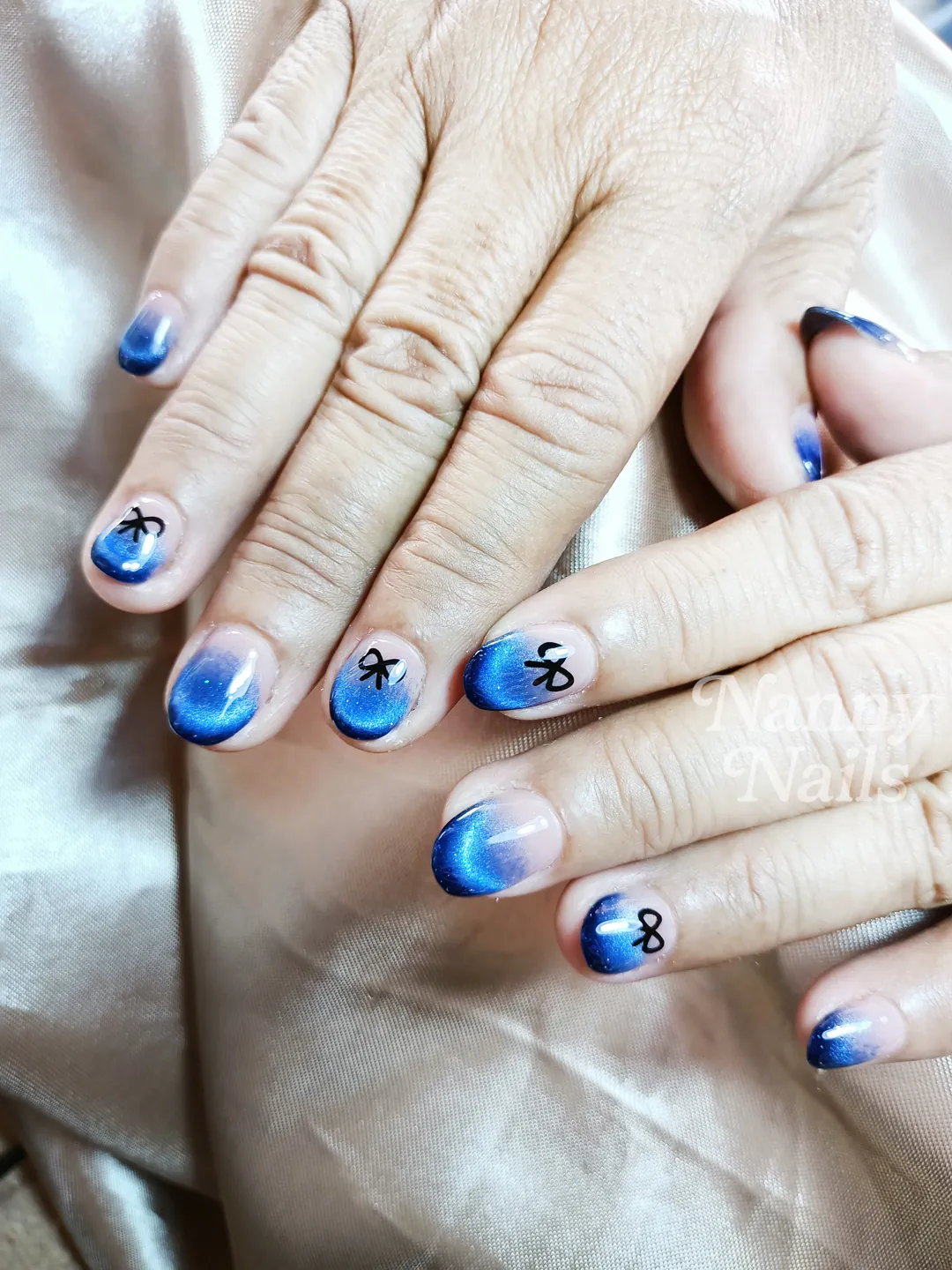 Navy & Nude ombré, hand-painted nails — nail design A44 at Nanny Nails, nail salon in Nakhon Phanom Thailand