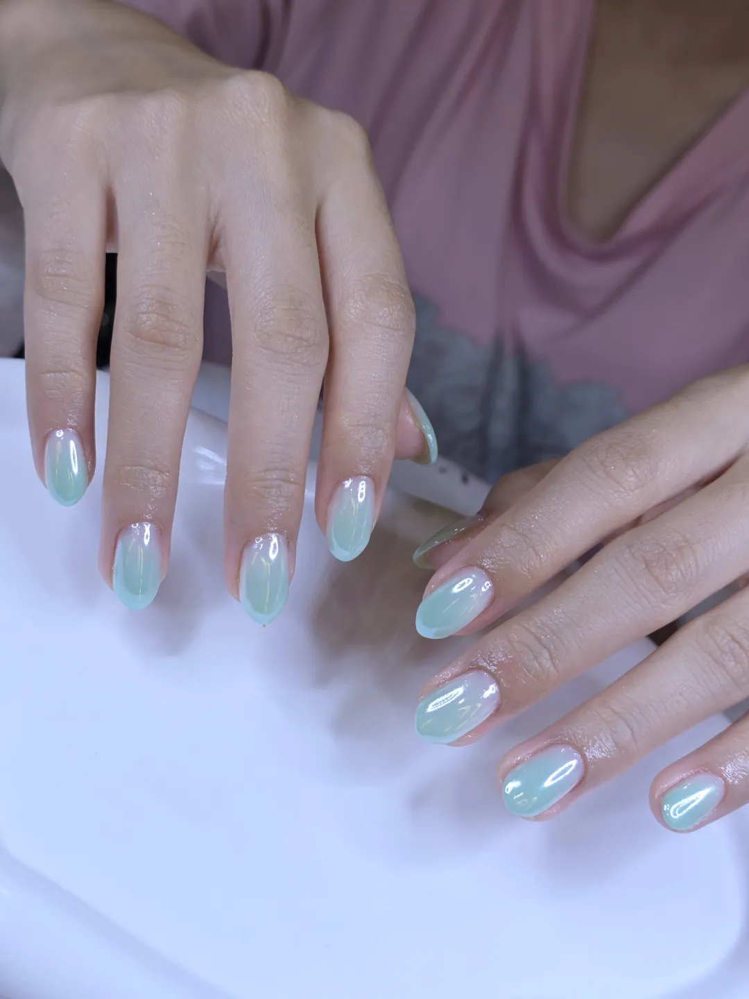Green & Clear ombré nails — nail design A496 at Nanny Nails, nail salon in Nakhon Phanom Thailand