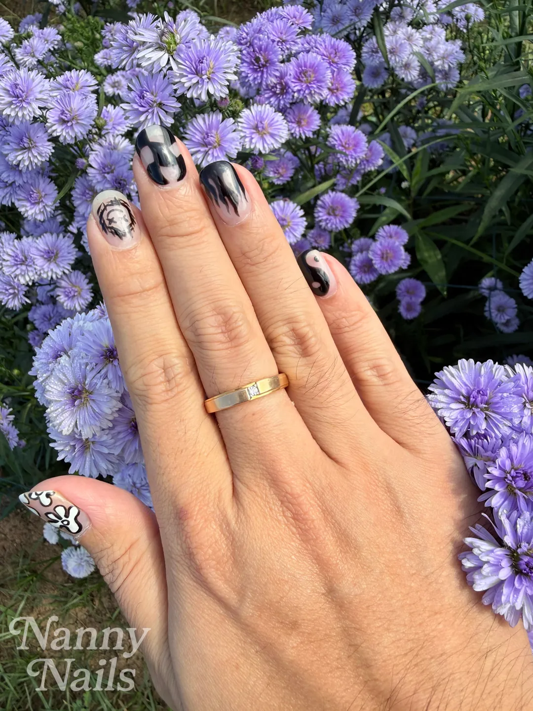 Black, White & Nude hand-painted nails — nail design A73 at Nanny Nails, nail salon in Nakhon Phanom Thailand
