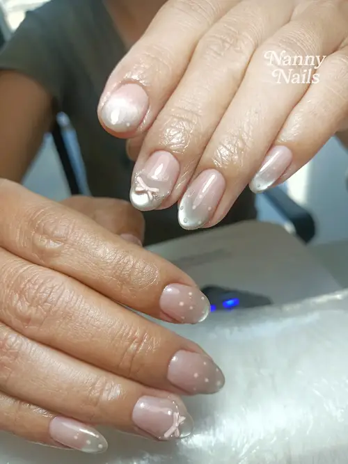 Nude & White ombré, hand-painted nails photo 2, code A104, Nanny Nails Nakhon Phanom