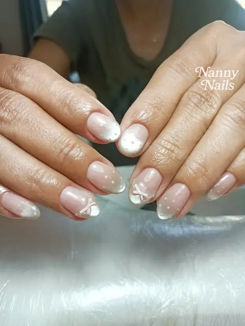 Nude & White ombré, hand-painted nails photo 3, code A104, Nanny Nails Nakhon Phanom