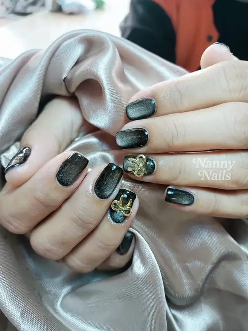 Black & Gold cat eye, rhinestones nails photo 3, code A16, Nanny Nails Nakhon Phanom