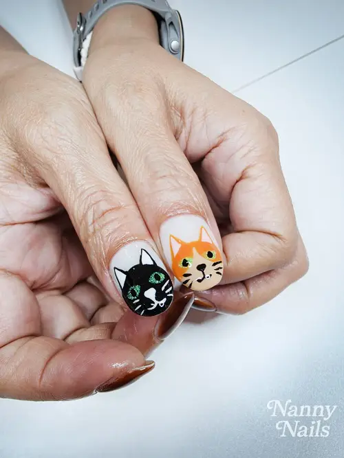 Brown & White cat eye, hand-painted nails photo 2, code A172, Nanny Nails Nakhon Phanom