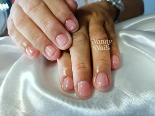เล็บสีชมพูนู้ดที่เรียบง่ายแต่สวยงามแบบธรรมชาติ รหัส A31