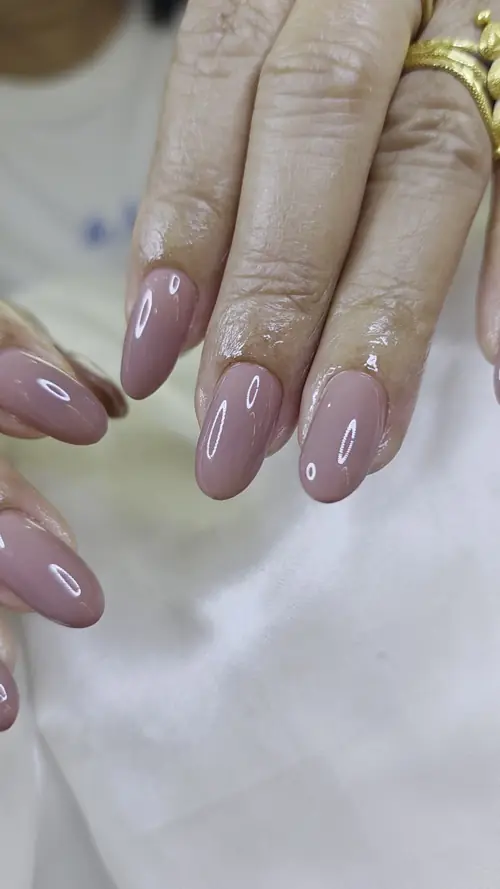 Nude solid colour nails — nail design A378 at Nanny Nails, nail salon in Nakhon Phanom Thailand