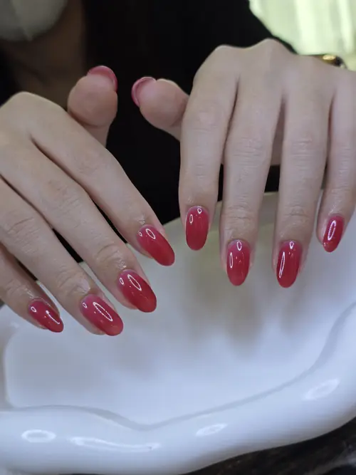 Red solid colour nails — nail design A484 at Nanny Nails, nail salon in Nakhon Phanom Thailand